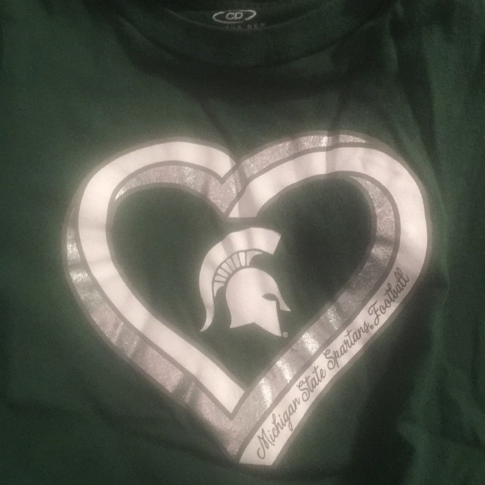 Michigan State Shirt size 7/8